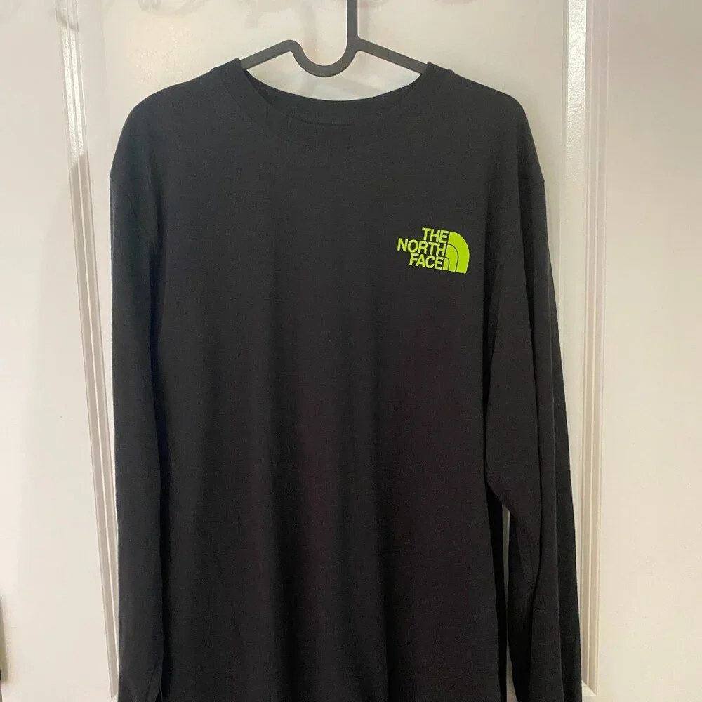 THE NORTH FACE - LONG-SLEEVE GRAPHIC SHIRT